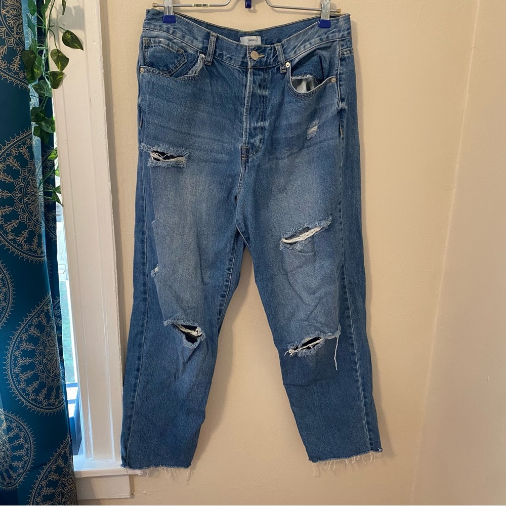 Forever 21 Mom Jeans Distressed